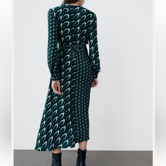 Zara Peacock Dress - Picture 4 of 8